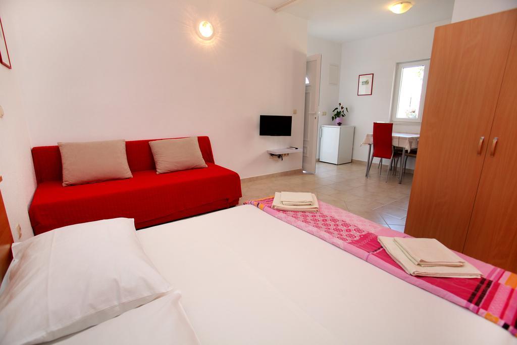 Cvita Apartments Trogir Zimmer foto